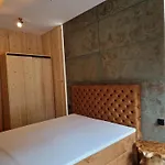Braci * 沃尔贾利
